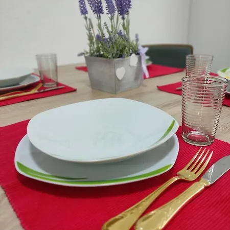 2 Zimmerwohnung In Bietingen *