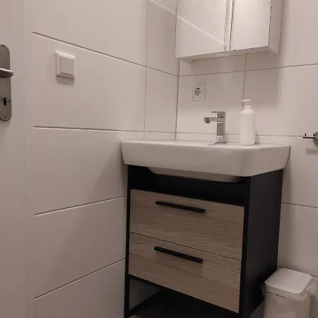 Daire 2 Zimmerwohnung Monteurunterkunft In Bietingen *